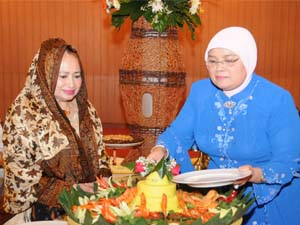 potong-tumpeng2